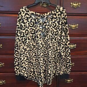 SHEIN Leopard Print Long Sleeve Top